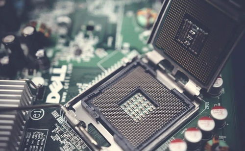 2021年中國股市高增長潛力軍工股名單出爐，技術驅動新機遇